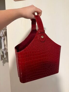 Red Croc-Embossed Structured Wine Bag